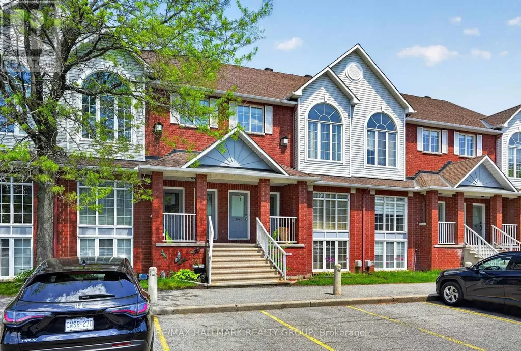 62 Briston Private Ottawa ON K1G 5P5