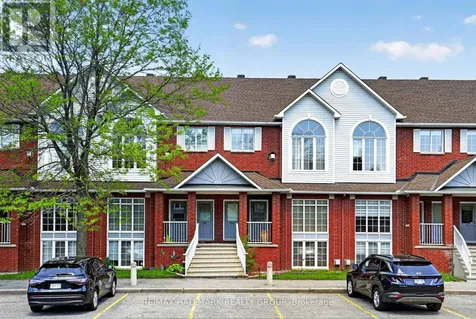 62 Briston Private Ottawa ON K1G 5P5