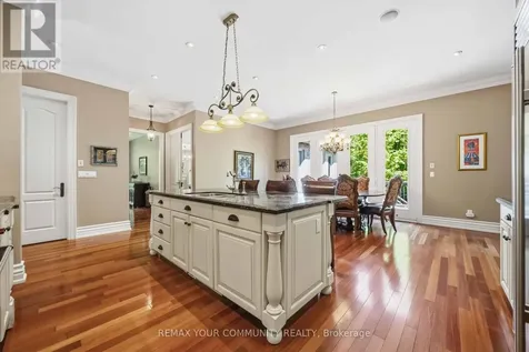 46 Lake Woods Drive Whitchurch-stouffville ON L4A 1P1