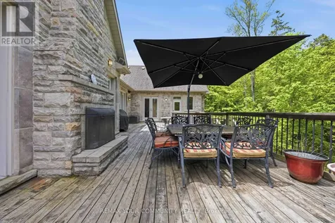 46 Lake Woods Drive Whitchurch-stouffville ON L4A 1P1