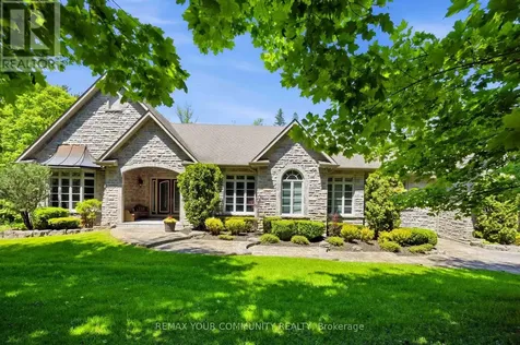 46 Lake Woods Drive Whitchurch-stouffville ON L4A 1P1