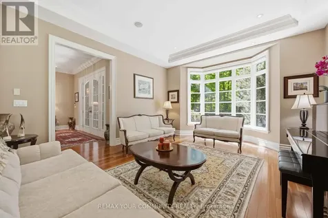 46 Lake Woods Drive Whitchurch-stouffville ON L4A 1P1