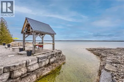 19 Eagle Road Tobermory ON N0H 2R0