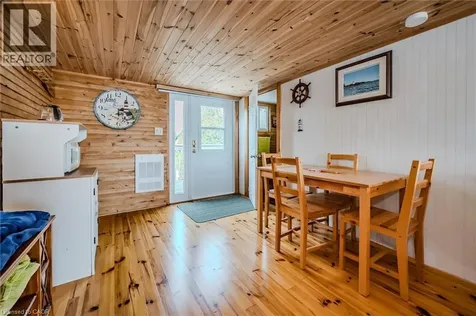 19 Eagle Road Tobermory ON N0H 2R0