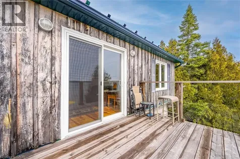 19 Eagle Road Tobermory ON N0H 2R0