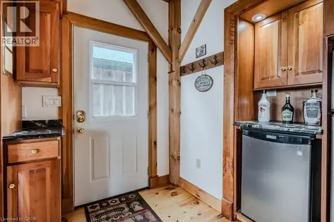 19 Eagle Road Tobermory ON N0H 2R0