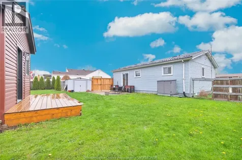 329 Parkside Drive Mcgregor ON N0R 1J0