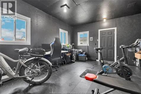 329 Parkside Drive Mcgregor ON N0R 1J0