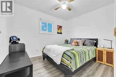 329 Parkside Drive Mcgregor ON N0R 1J0