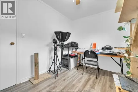 329 Parkside Drive Mcgregor ON N0R 1J0