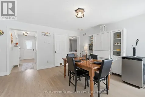 25 John Street West Minto ON N0G 1M0