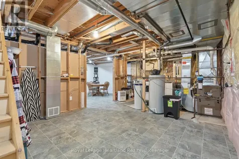 25 John Street West Minto ON N0G 1M0