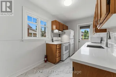 448-450 Holland Avenue Ottawa ON K1Y 0Z5