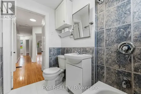 448-450 Holland Avenue Ottawa ON K1Y 0Z5