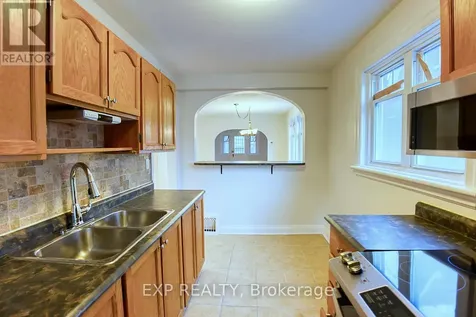 448-450 Holland Avenue Ottawa ON K1Y 0Z5