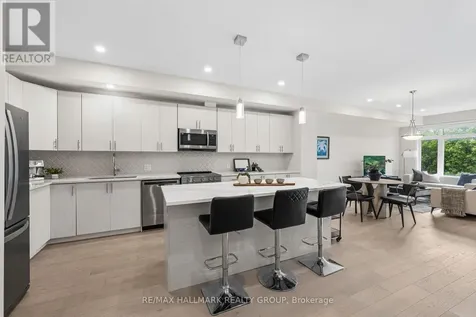 43 Bachman Terrace Ottawa ON K2L 1W2