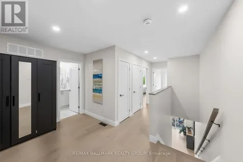 43 Bachman Terrace Ottawa ON K2L 1W2