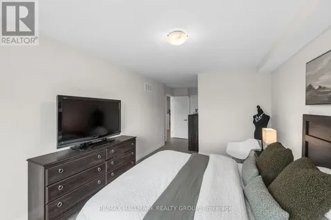 43 Bachman Terrace Ottawa ON K2L 1W2