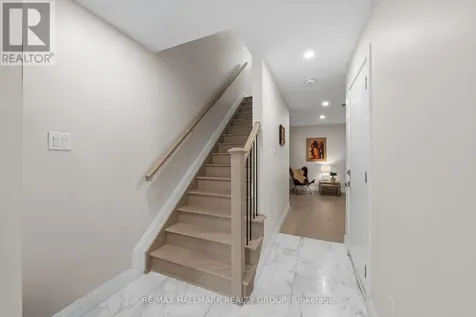 43 Bachman Terrace Ottawa ON K2L 1W2