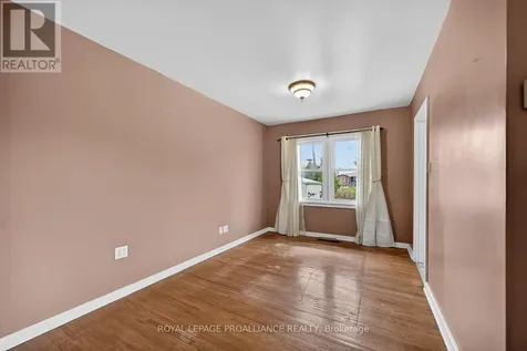 773 Royal Crescent Prescott ON K0E 1T0