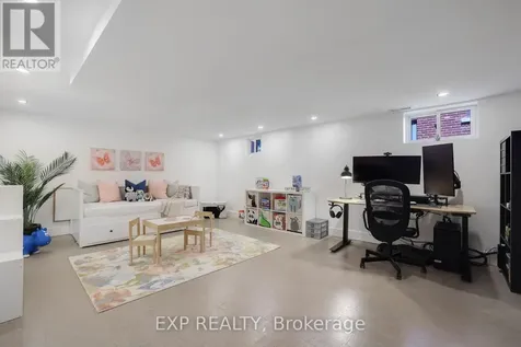 122 Byron Avenue Ottawa ON K1Y 3J2