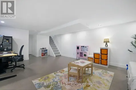122 Byron Avenue Ottawa ON K1Y 3J2