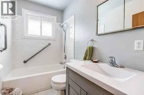 56 Balmoral Drive Brantford ON N3R 5B9