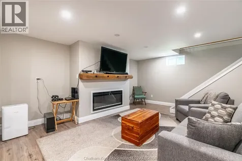 76 Ellis Street Chatham ON N7L 2L8