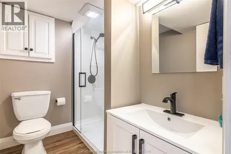 76 Ellis Street Chatham ON N7L 2L8