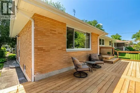 76 Ellis Street Chatham ON N7L 2L8