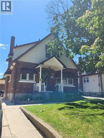 153 Arnold Street Kitchener ON N2H 6E4