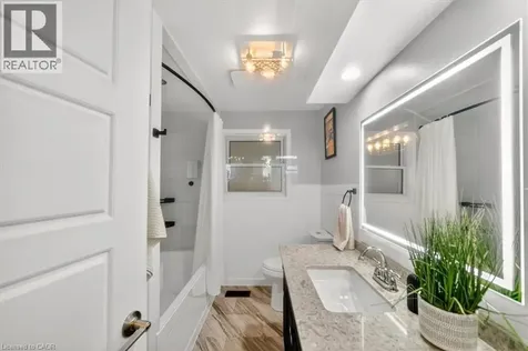 35 Weichel Street Kitchener ON N2M 2A7