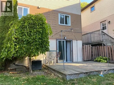 17 Hillsdale Court Dundas ON L9H 6K1