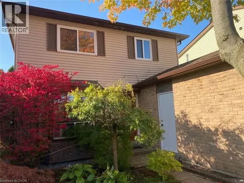 17 Hillsdale Court Dundas ON L9H 6K1