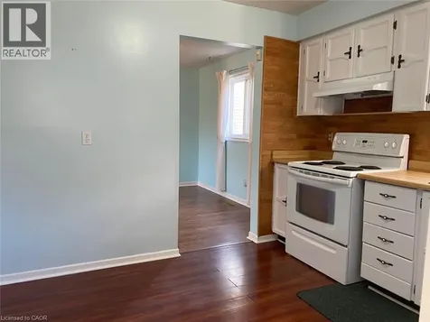 17 Hillsdale Court Dundas ON L9H 6K1