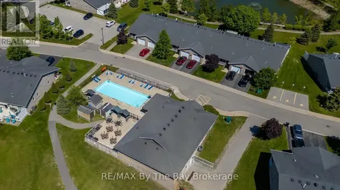 3 Golf Avenue Wasaga Beach ON L9Z 1K2