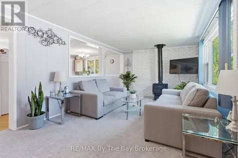3 Golf Avenue Wasaga Beach ON L9Z 1K2