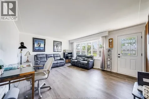 1050 Scofield Windsor ON N9G 1L7