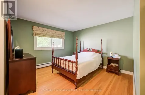 14 Viewmont Close Kitchener ON N2A 1K1
