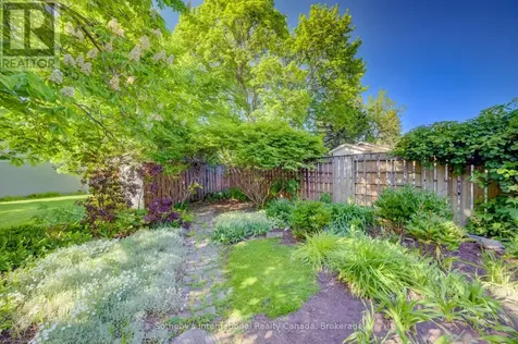 14 Viewmont Close Kitchener ON N2A 1K1