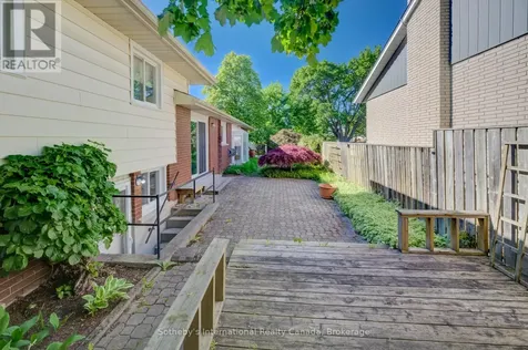 14 Viewmont Close Kitchener ON N2A 1K1