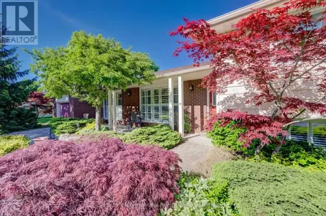 14 Viewmont Close Kitchener ON N2A 1K1