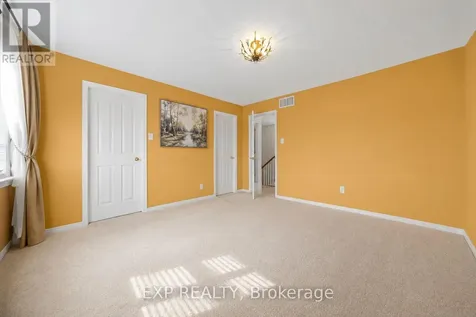 628 Pepperville Crescent Ottawa ON K2M 0E8