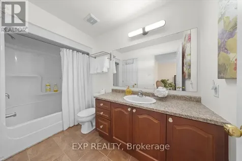 628 Pepperville Crescent Ottawa ON K2M 0E8