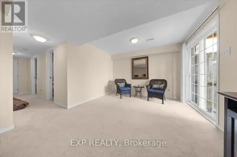 628 Pepperville Crescent Ottawa ON K2M 0E8