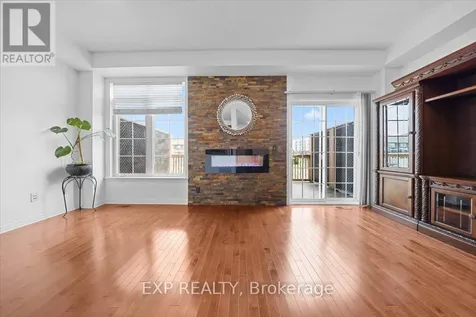 628 Pepperville Crescent Ottawa ON K2M 0E8