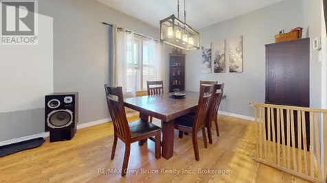 1427 5th \"A\" Avenue West Owen Sound ON N4K 5E5