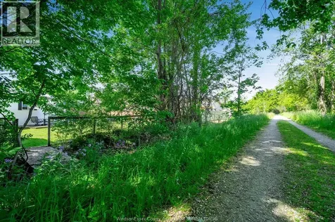 578 County Road 20 Kingsville ON N9Y 2E6
