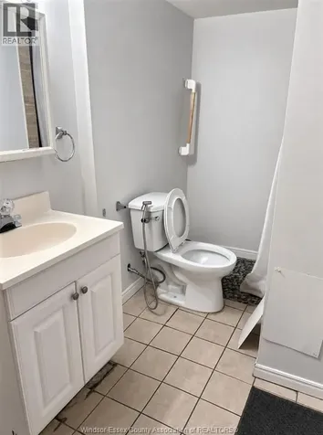 494 Rankin Windsor ON N9B 2R7