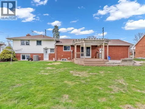 2725 Bouffard Road Lasalle ON N9H 1W3